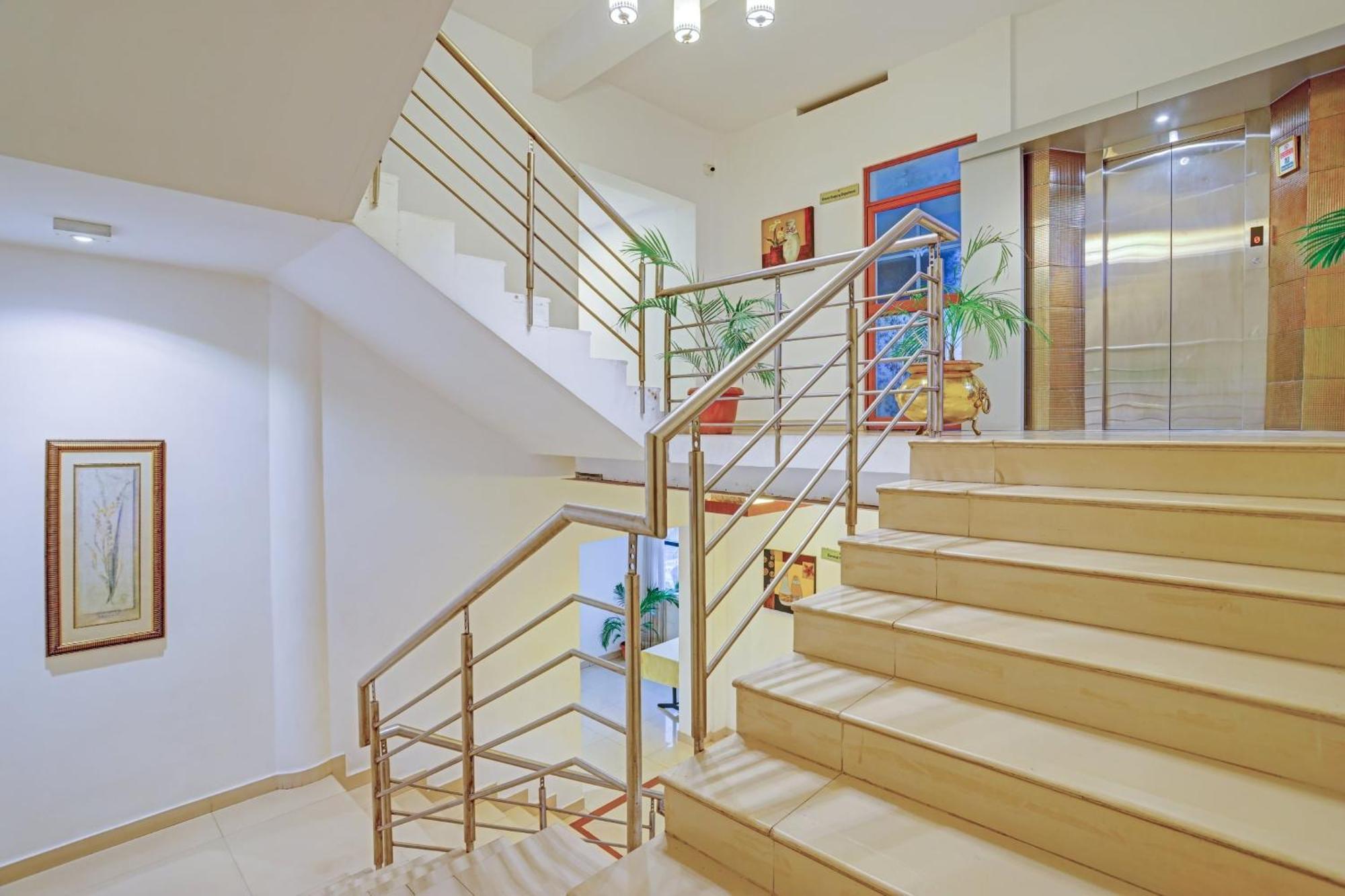 Hotel Super Collection O Indraprastha Thiruvananthapuram Exterior foto
