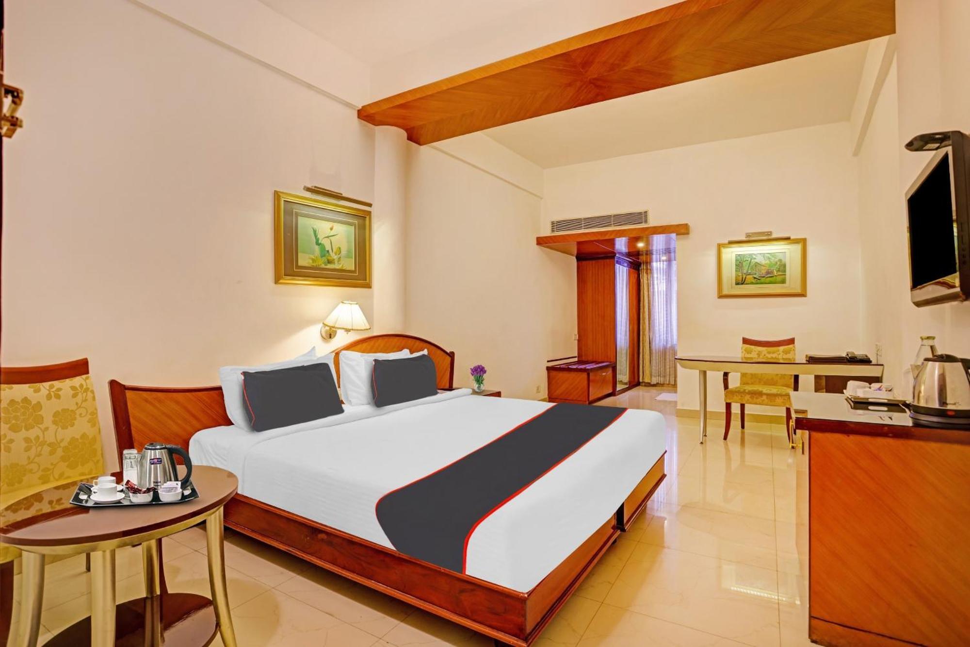Hotel Super Collection O Indraprastha Thiruvananthapuram Exterior foto